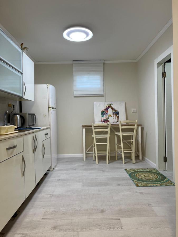 ניב ברוזמרין Apartamento Eilat Exterior foto
